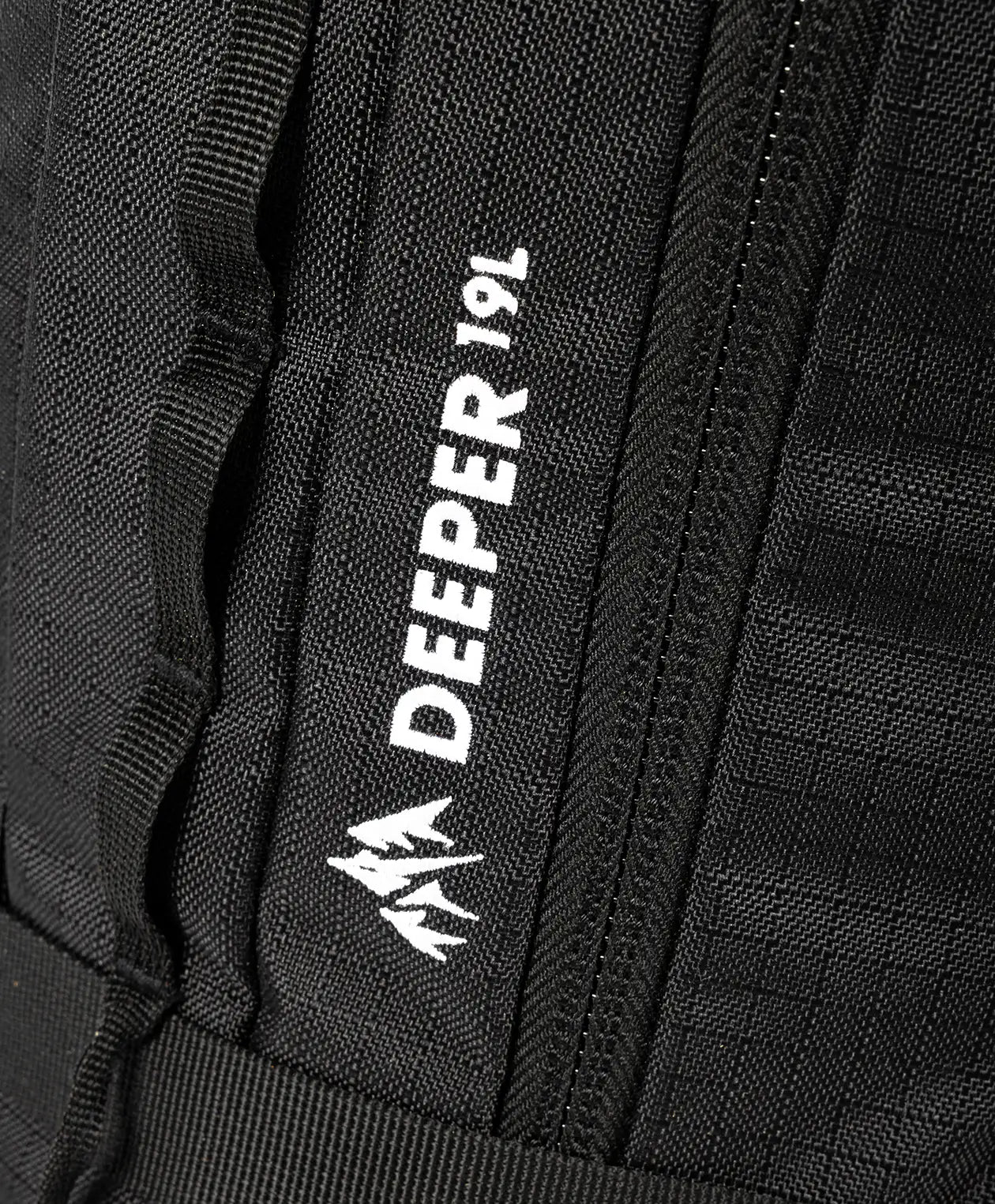 jones-snowboards-deeper-19l-backpack-unisex image 7