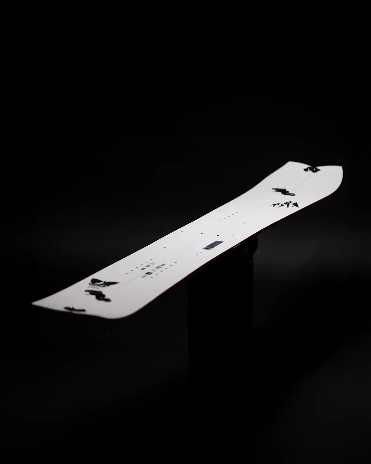 jones-snowboards-ultralight-butterfly-splitboard-splitboard-touring image 6
