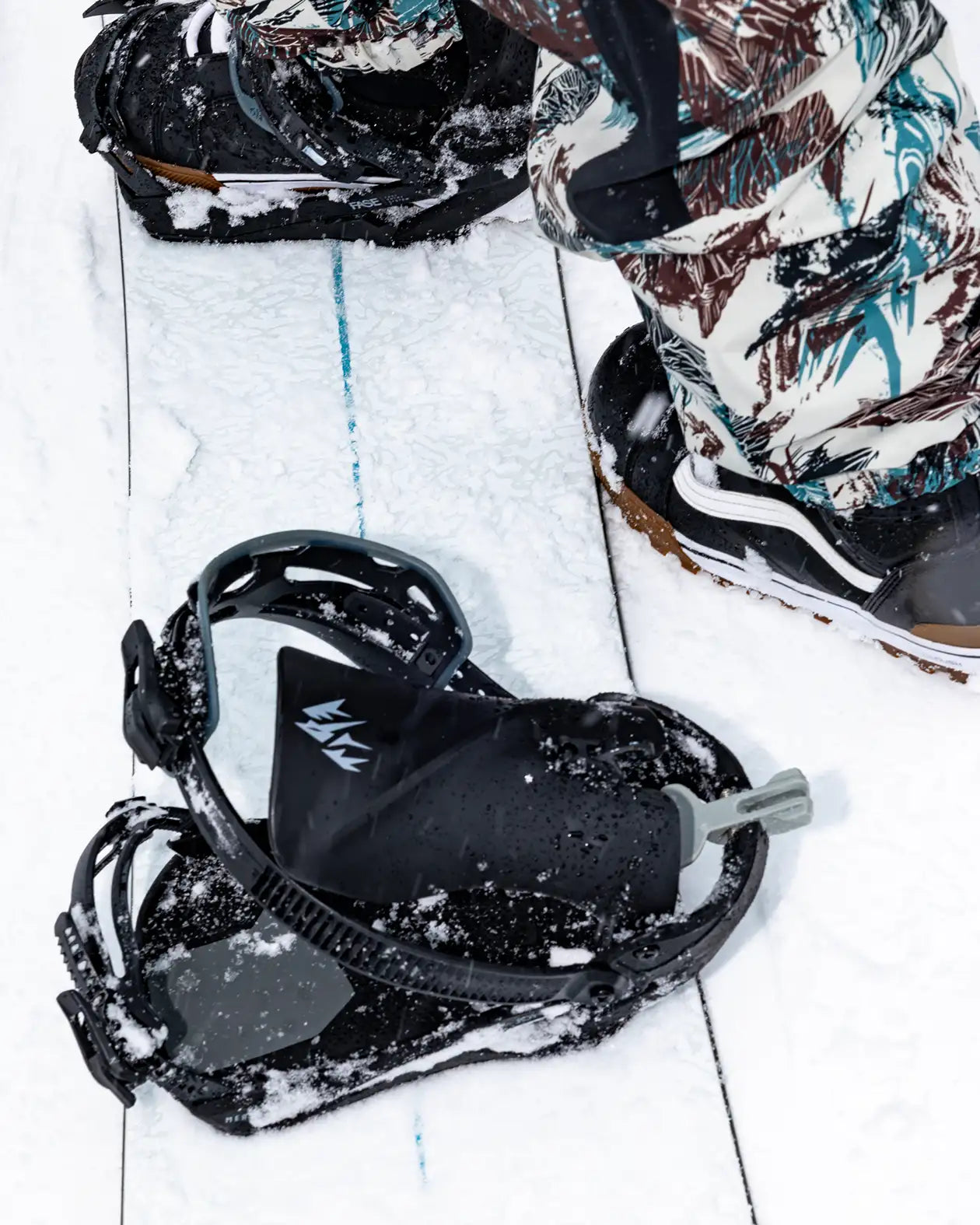 jones-snowboards-mercury-fase-attacco-snowboard-unisex image 4