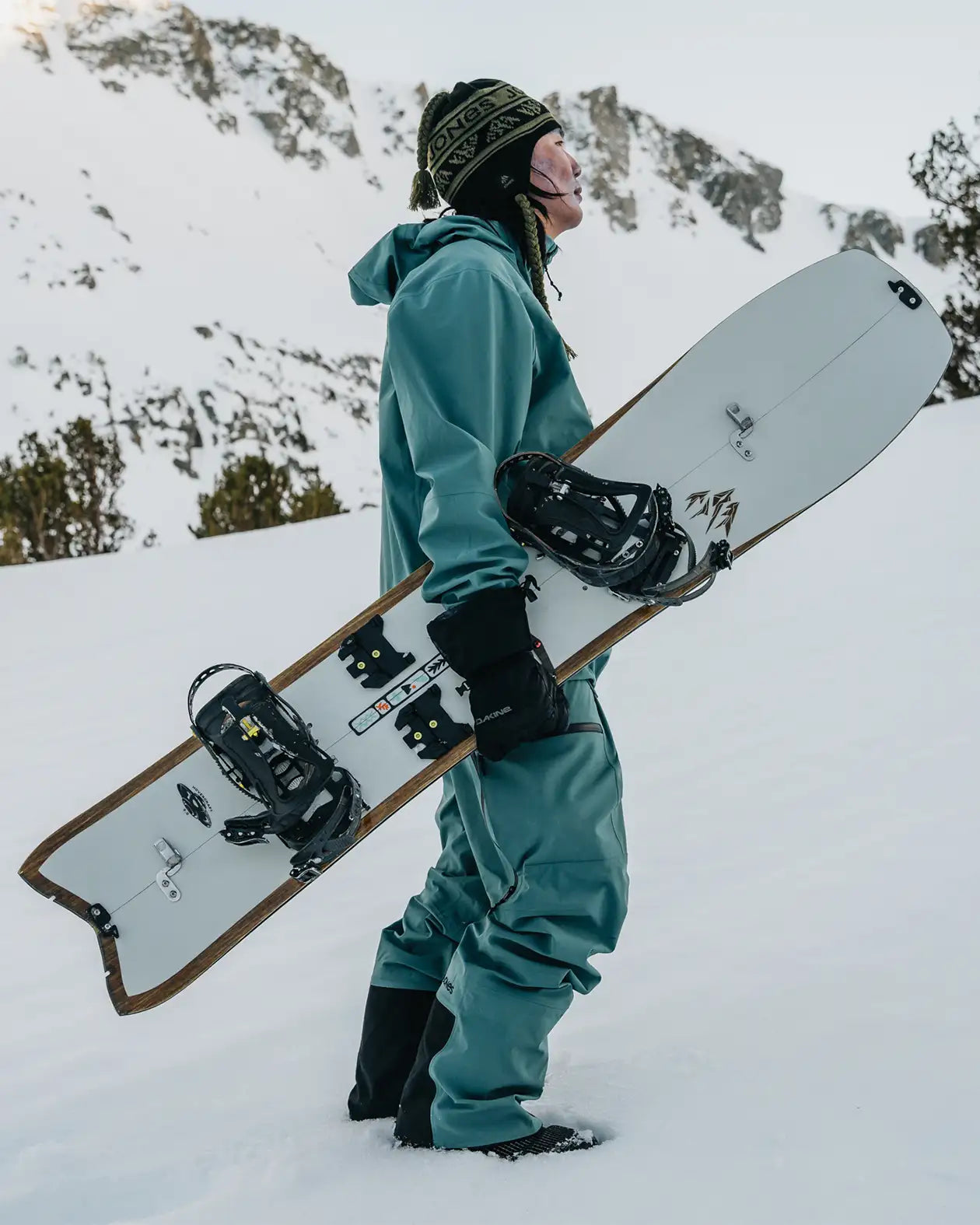 jones-snowboards-hovercraft-2-0-splitboard-unisex image 3