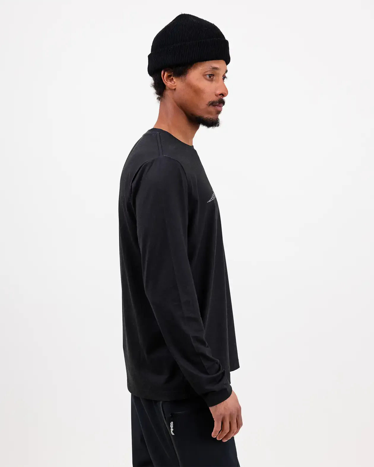 jones-men-s-recycled-long-sleeve-tech-tee-2026-maglia-termica image 3