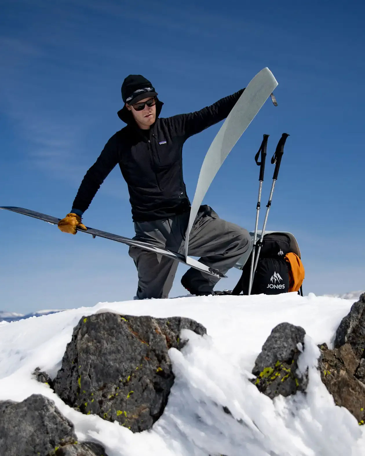 jones-snowboards-nomad-trim-to-fit-splitboard-skins-pelli-da-splitboard image 3