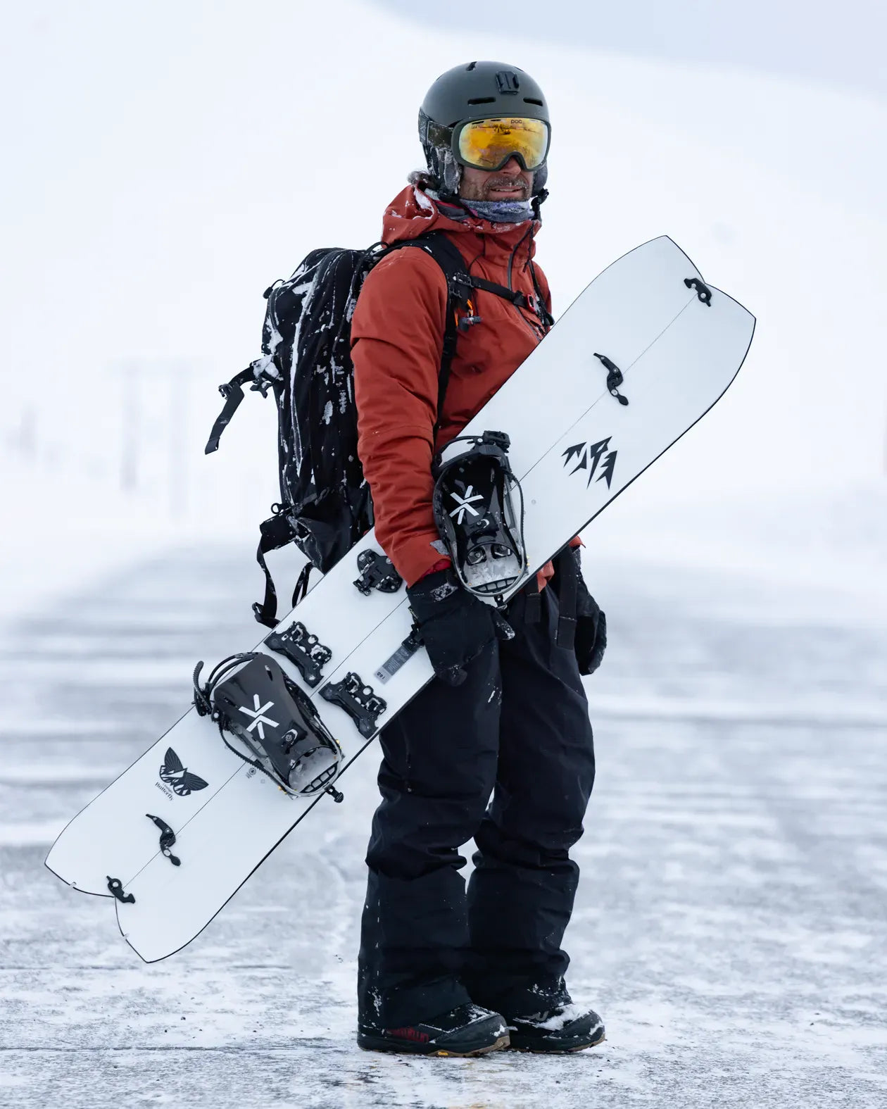 jones-snowboards-ultralight-butterfly-splitboard-splitboard-touring image 4