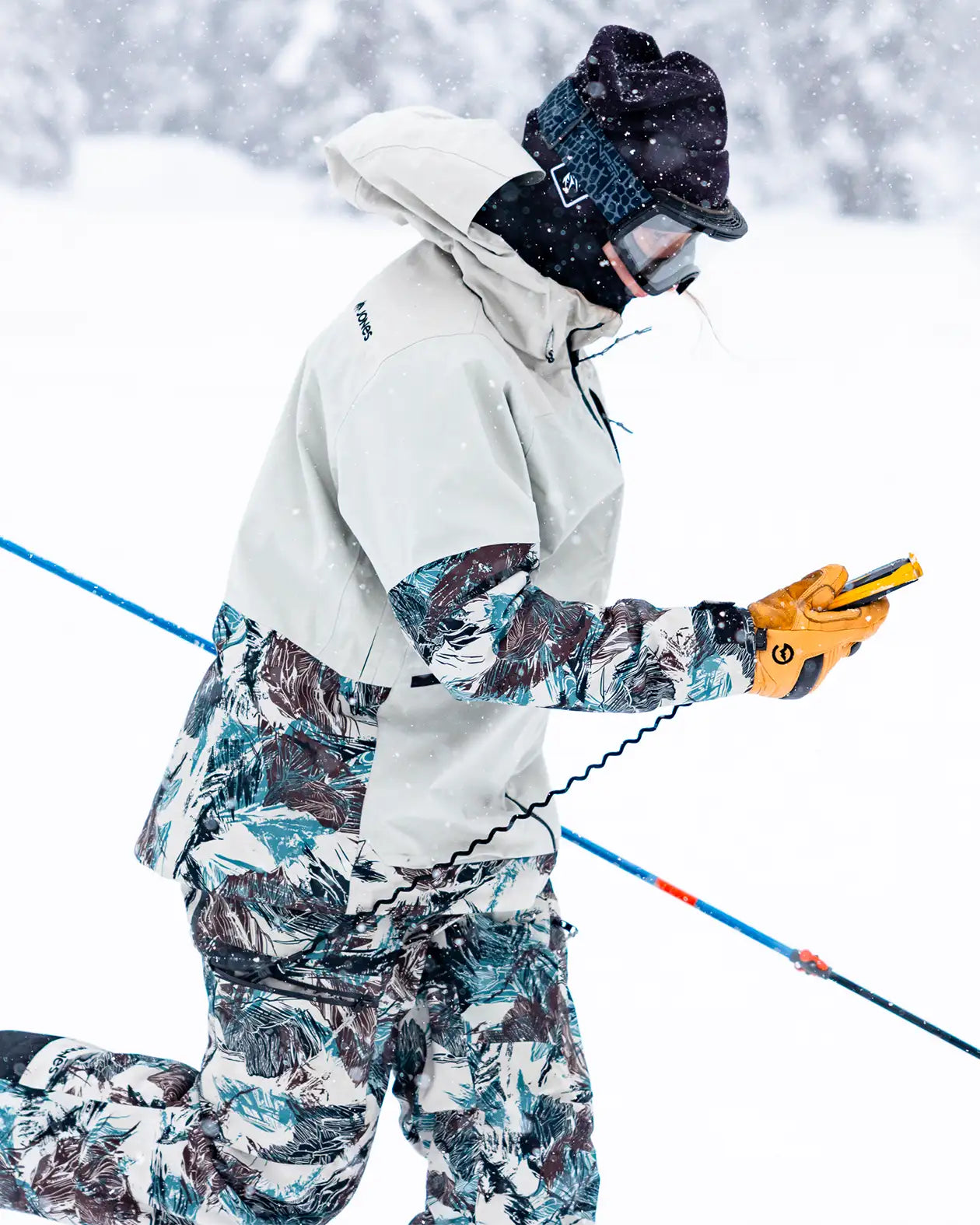 jones-snowboards-women-s-mtn-surf-recycled-jacket-2026 image 2