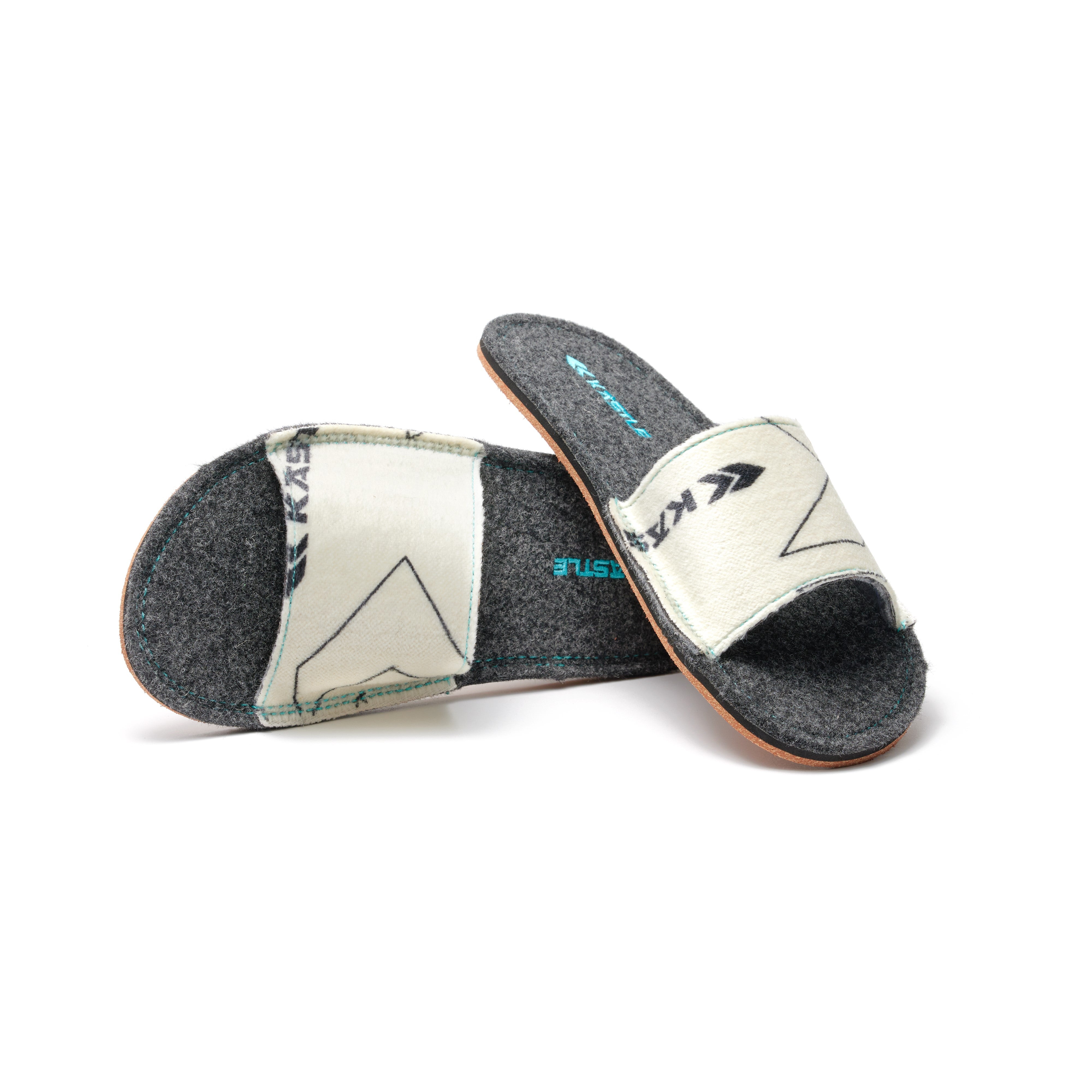k-stle-light-skin-slippers-pantofole-merchandise image 1