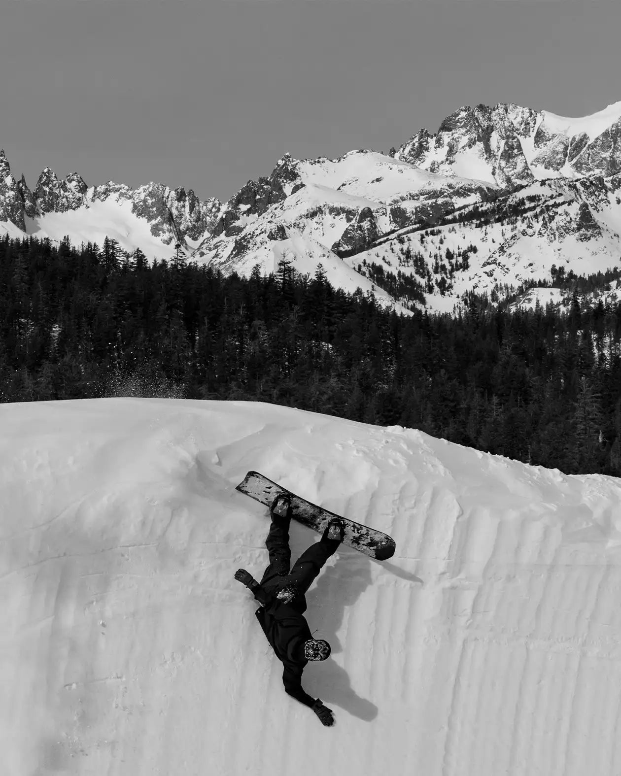 jones-snowboards-freecarver-9000s-tavola-snowboard-2025-unisex image 4
